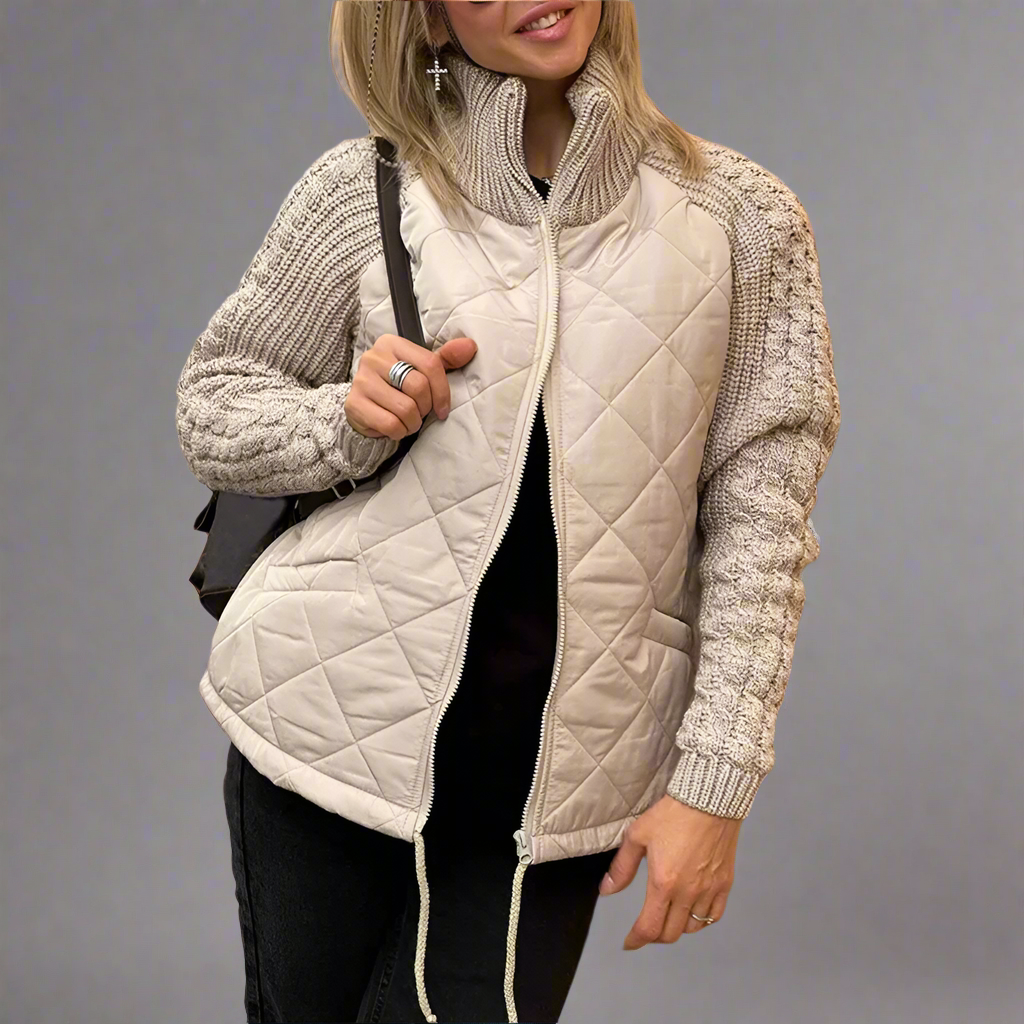 Studio Harvyn | Women – Cosy Padded Jacket - Knitted Sleeves