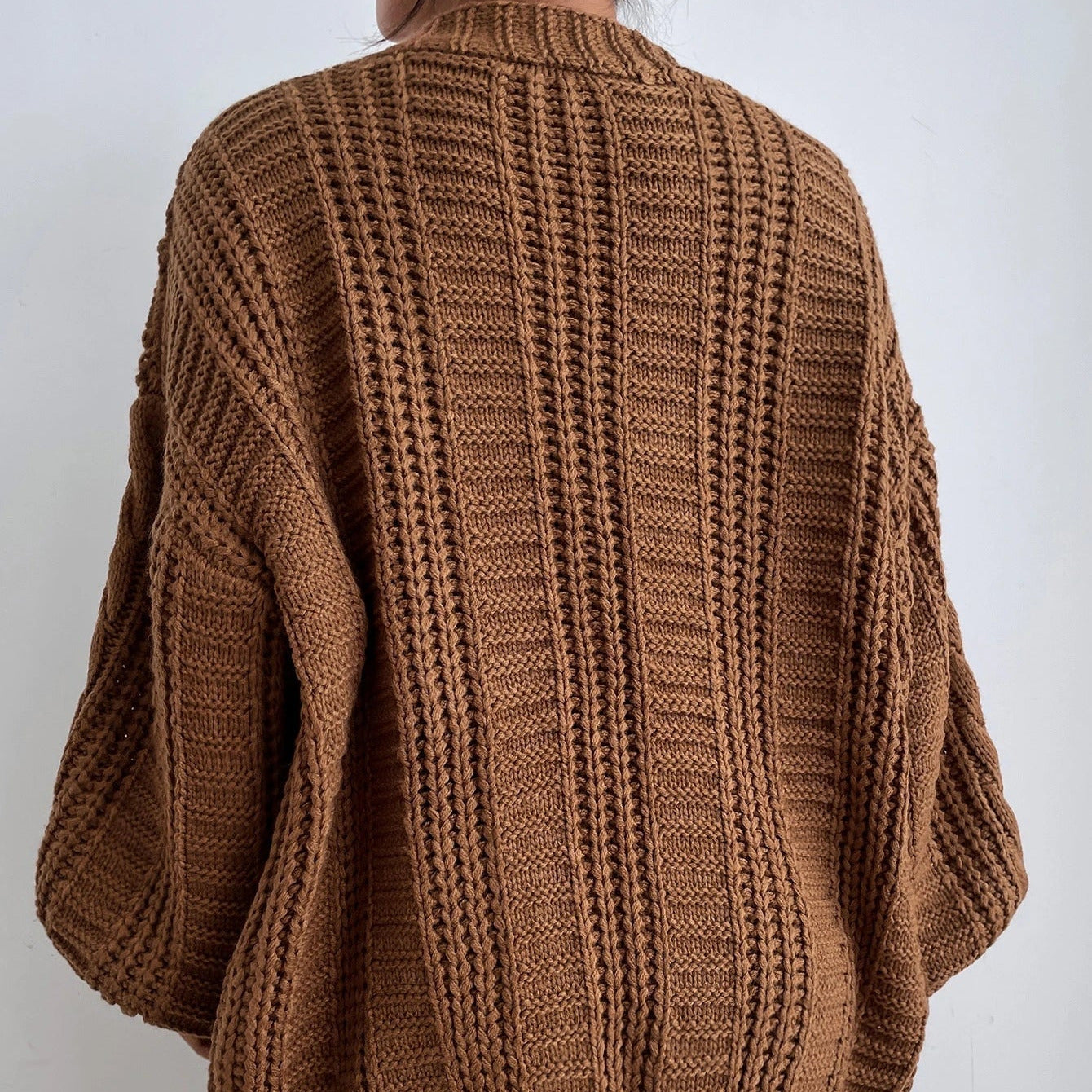 Studio Harvyn | Women - Cable Knit Cardigan - Cozy Knitwear