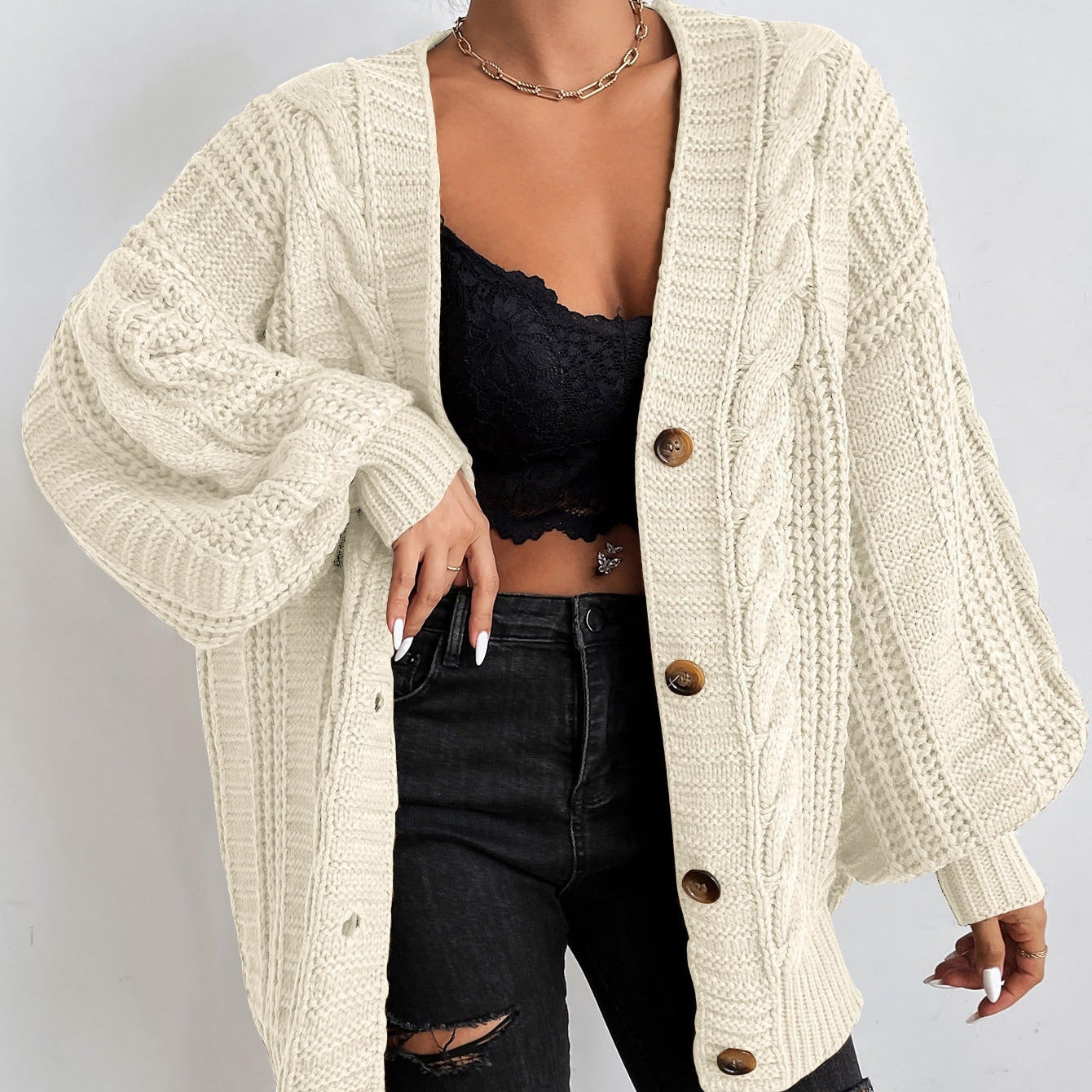 Studio Harvyn | Women - Cable Knit Cardigan - Cozy Knitwear