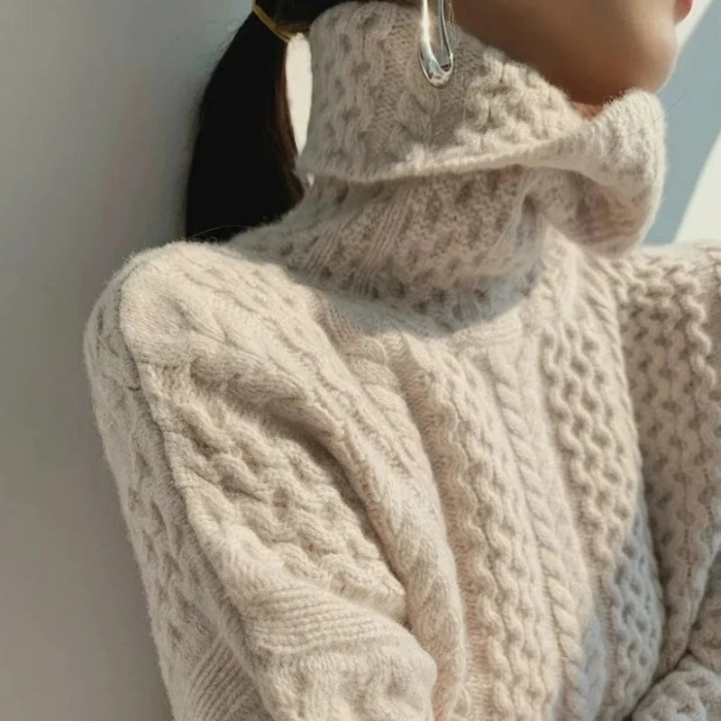 Studio Harvyn | Women - Cable Knit Winter Jumper - Roll Neck Style
