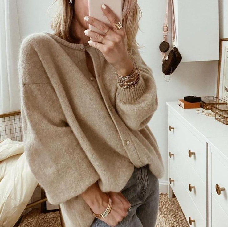 Studio Harvyn | Women – Oversized Knit Cardigan - Drop Shoulder Style