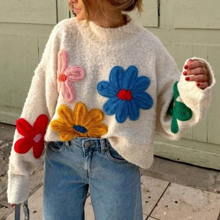 Studio Harvyn | Women – Oversized White Floral Jumper - Chunky Knit
