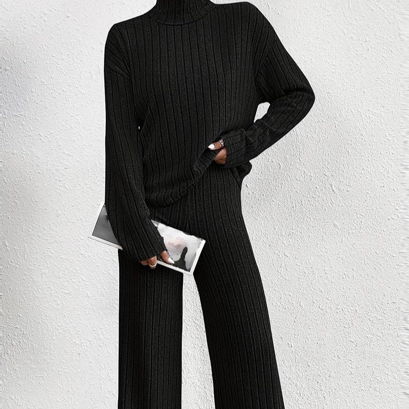 Studio Harvyn | Women - Two-Piece Set - Turtleneck Sweater & Wide Pants