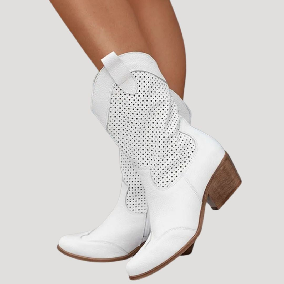 Studio Harvyn | Women - Suede Ankle Boots - Winter Style