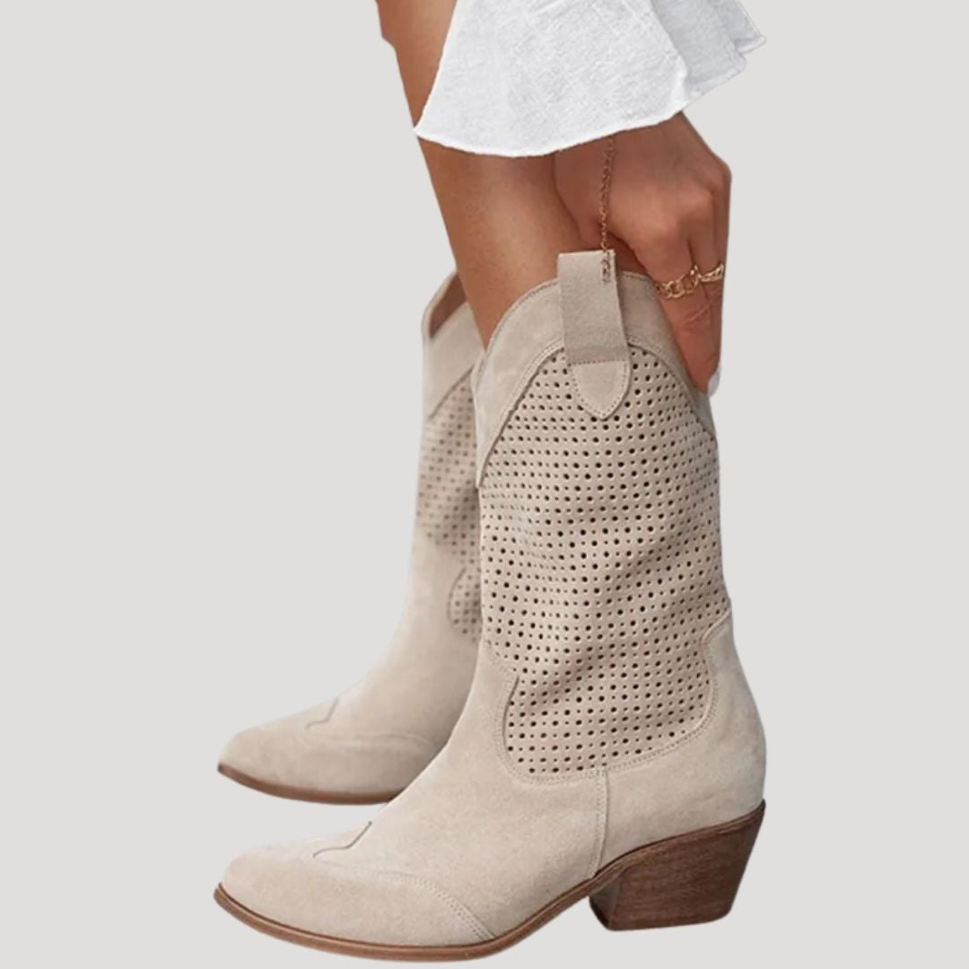 Studio Harvyn | Women - Suede Ankle Boots - Winter Style