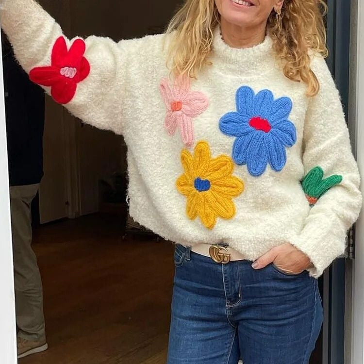 Studio Harvyn | Women – Oversized White Floral Jumper - Chunky Knit