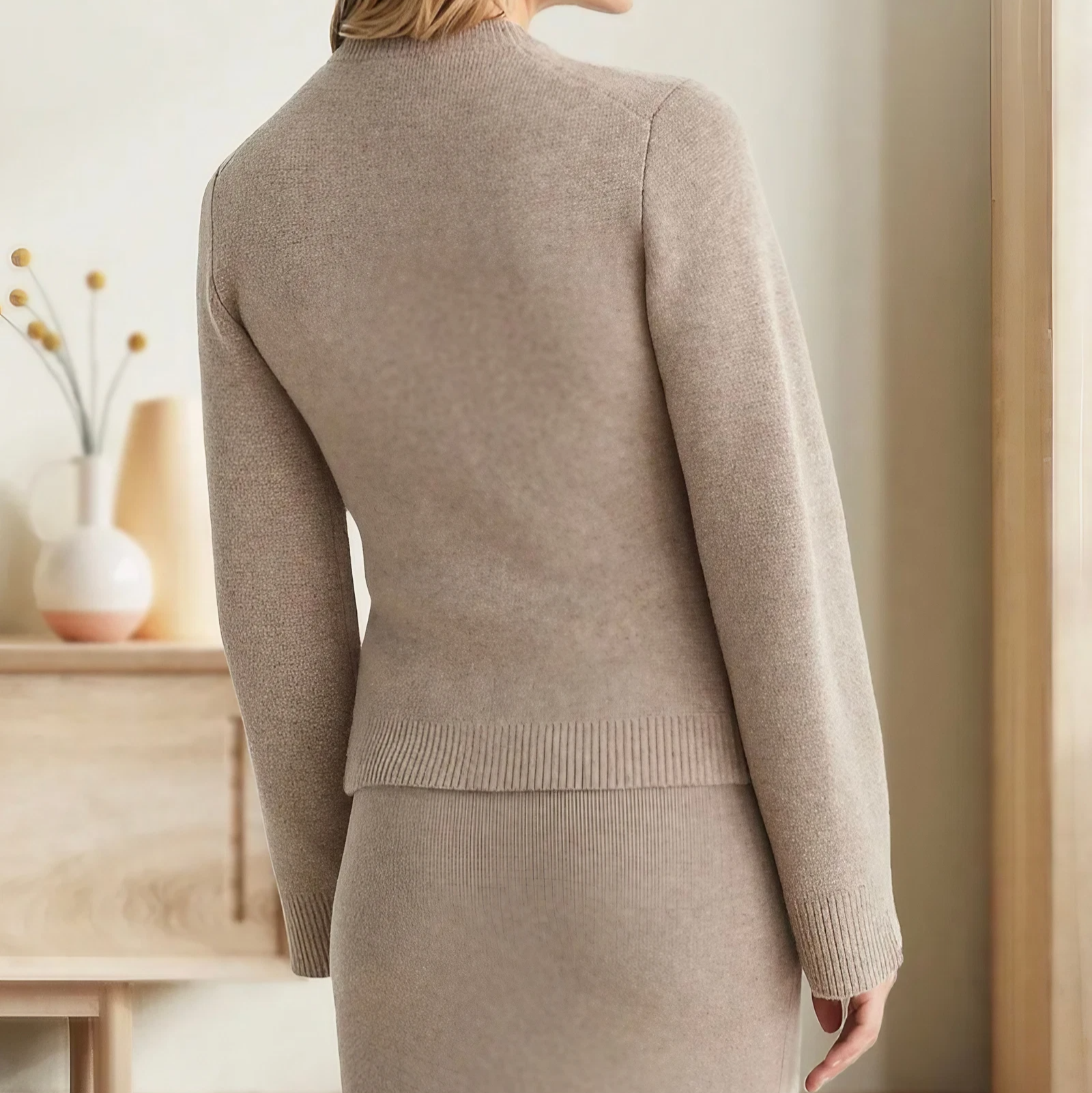 Studio Harvyn | Women – Flared Sleeve Cardigan - Casual Comfort