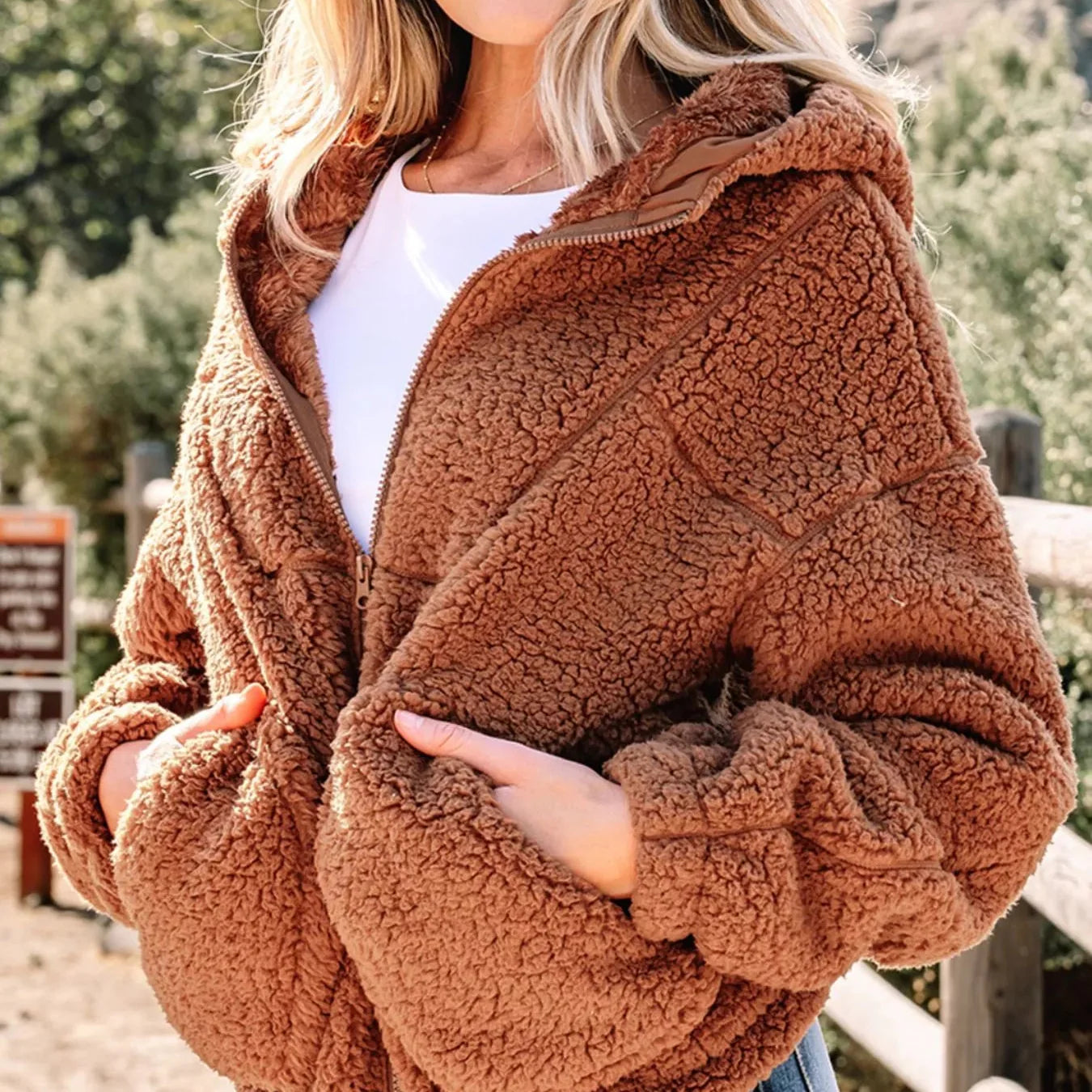 Studio Harvyn | Women - Teddy Jacket - Relaxed Zip-Up Style