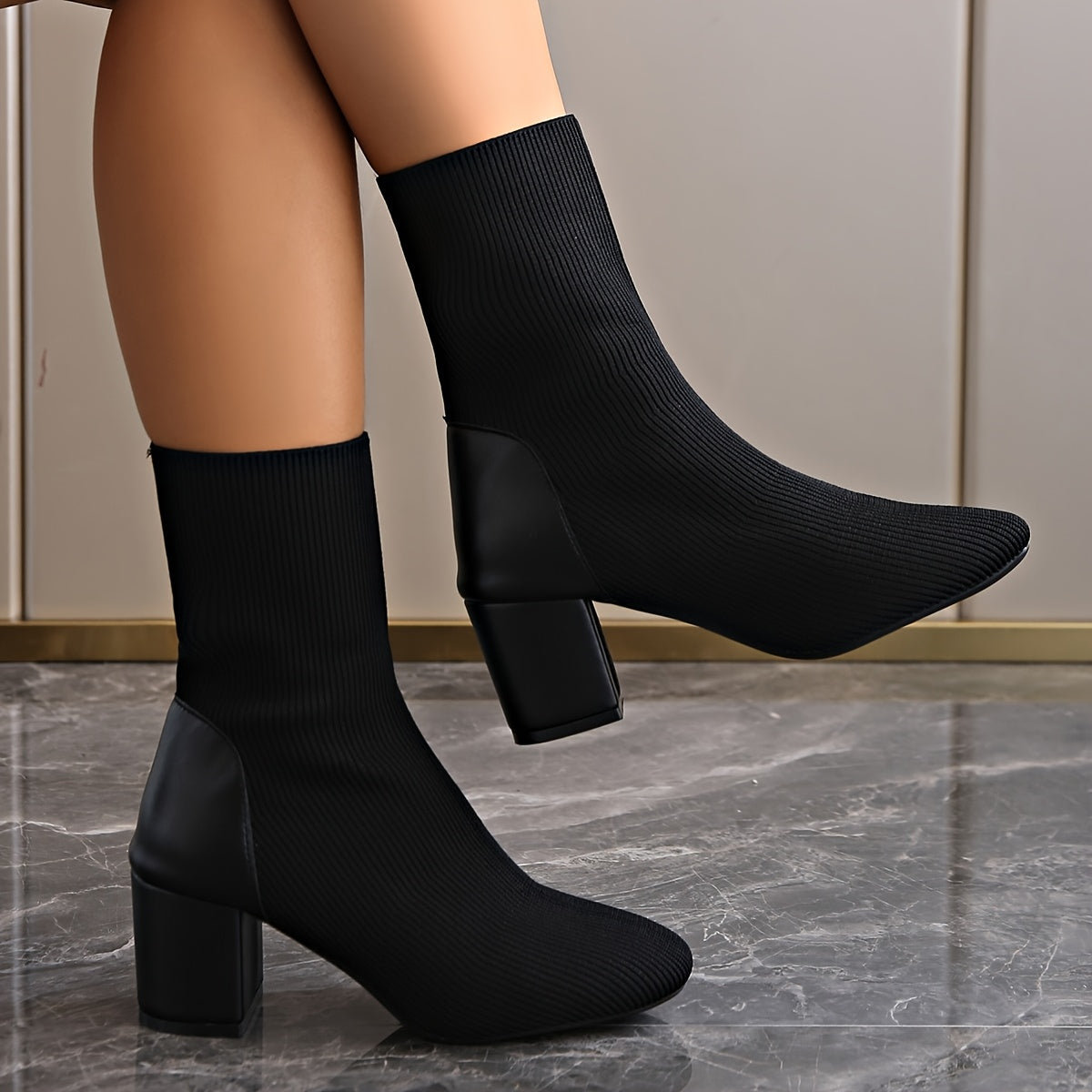 Studio Harvyn | Women - Black Knitted Ankle Boots - Chunky Heel