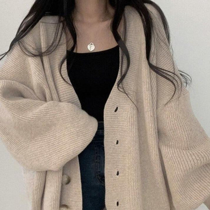 Studio Harvyn | Women - Oversized Cardigan – Button-Down