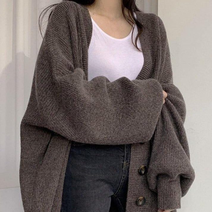 Studio Harvyn | Women - Oversized Cardigan – Button-Down