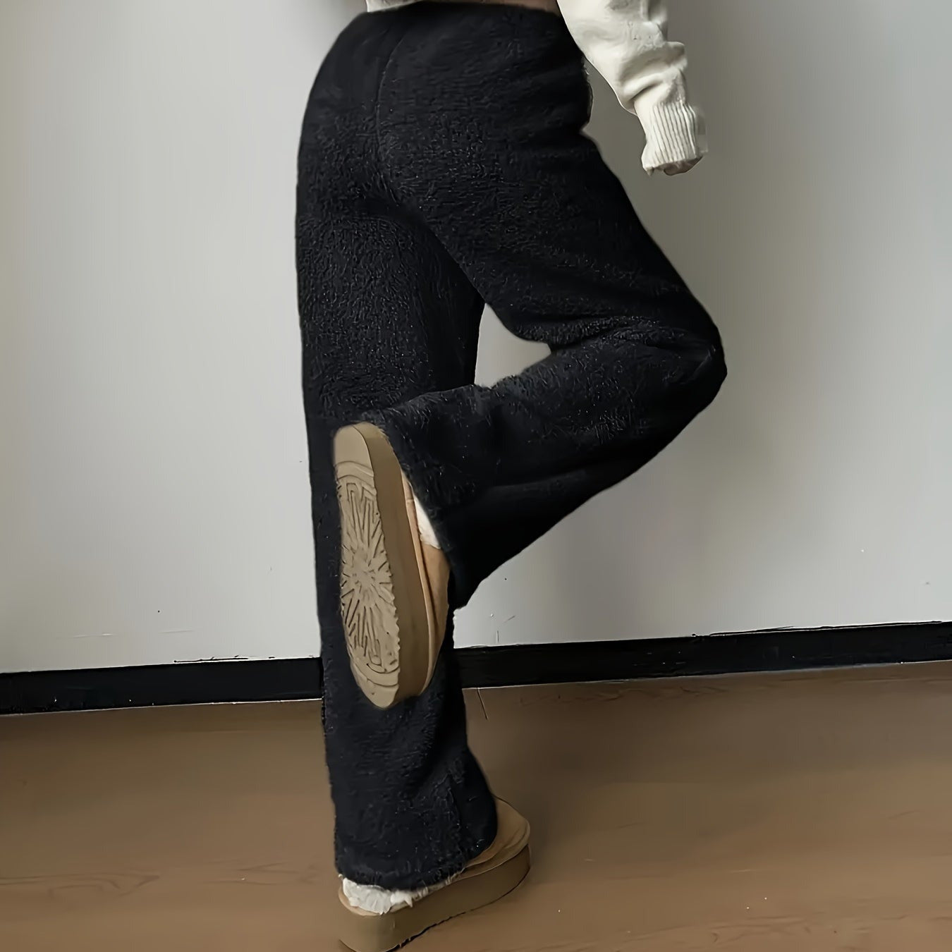 Studio Harvyn | Women - Soft Teddy Sherpa Trousers - Cosy Style