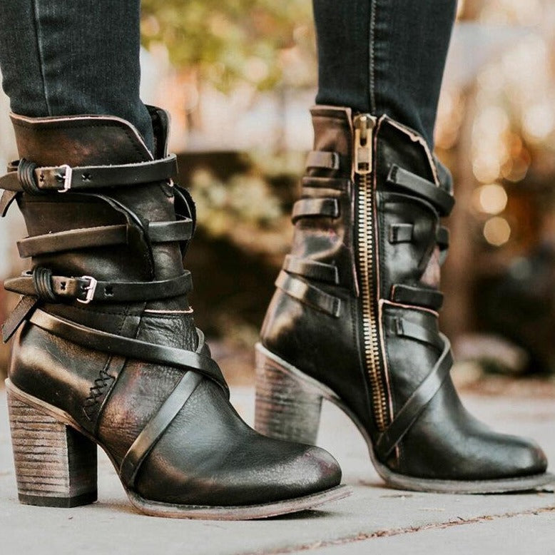 Studio Harvyn | Women - Ankle Boots with Supportive Heel - Chic Style