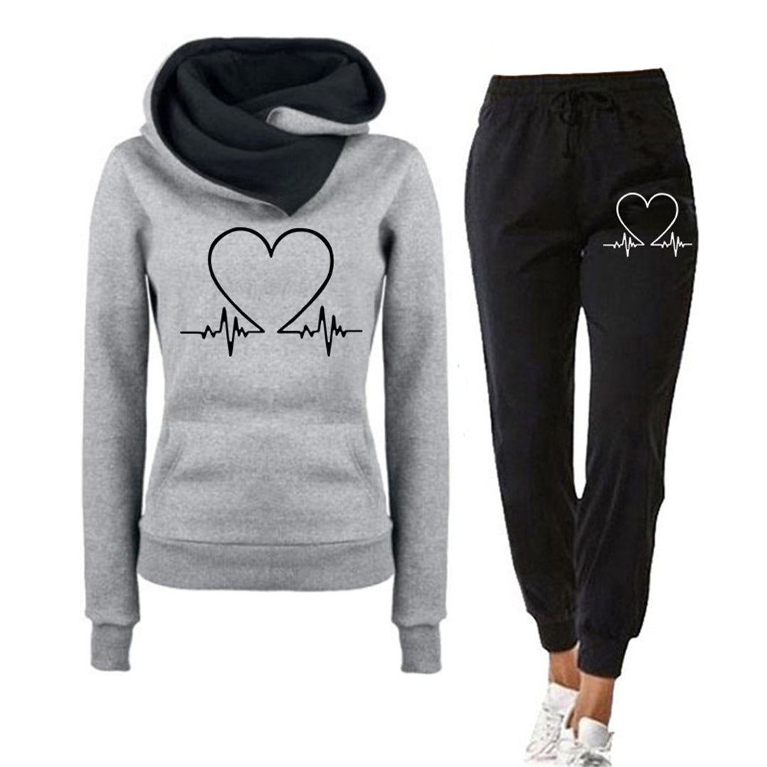 Studio Harvyn | Women - Loungewear Set - Heartbeat Print Hoodie & Joggers