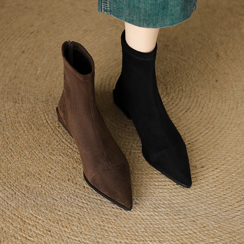 Studio Harvyn | Women - Pointed Toe Block Heel Ankle Boots - Fitted Style