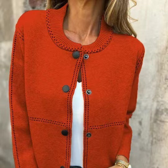 Studio Harvyn | Women - Elegant Button Cardigan - Neckline Details