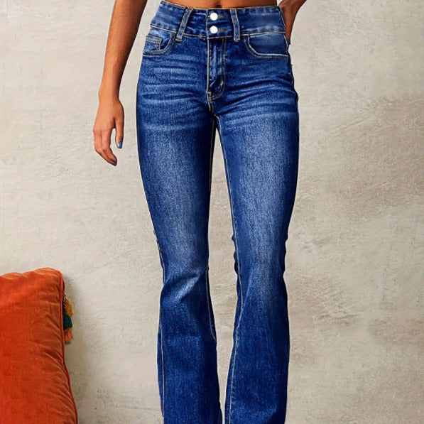 Studio Harvyn | Women – Flared Denim Jeans - High Waist