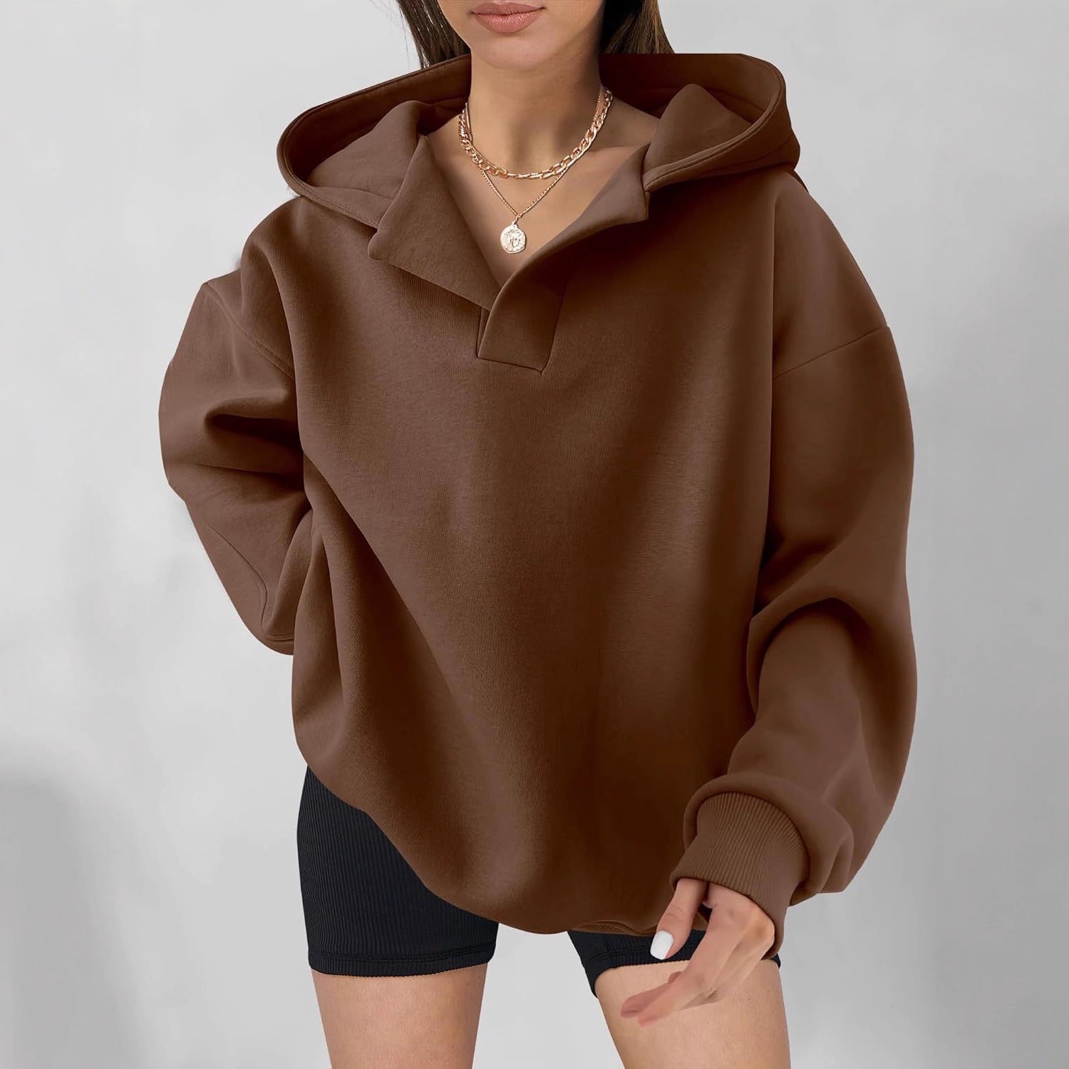 Studio Harvyn | Women - Oversized Hooded Jumper with V-Neck