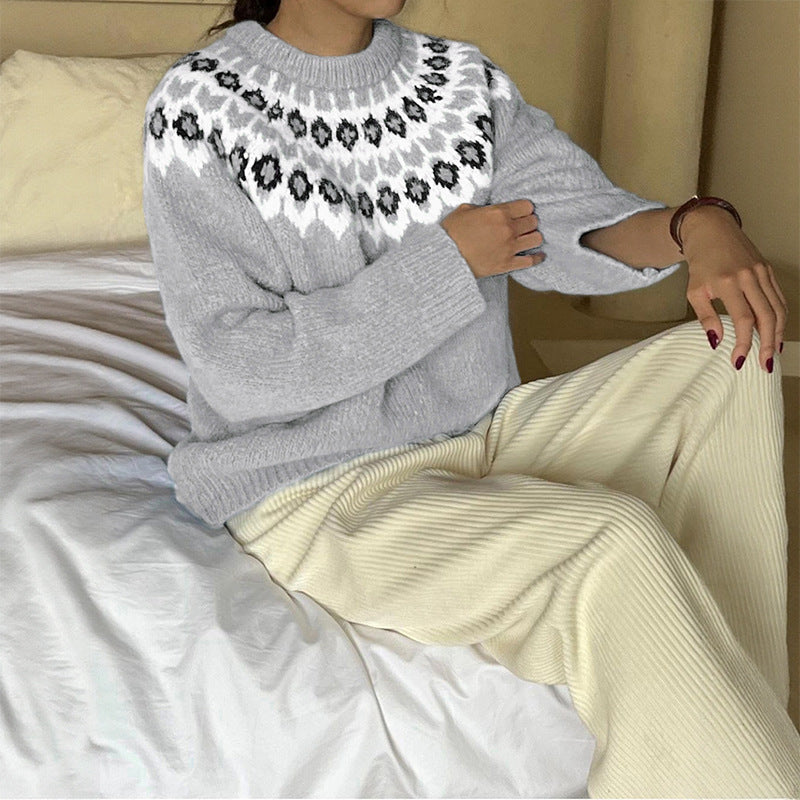 Studio Harvyn | Women - Knitted Jumper - Traditional Norwegian Design