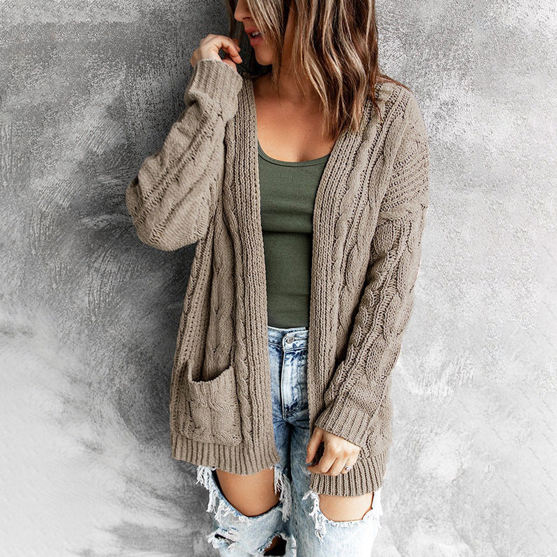 Studio Harvyn | Women  - Cable Knit Cardigan - Casual Fit Style