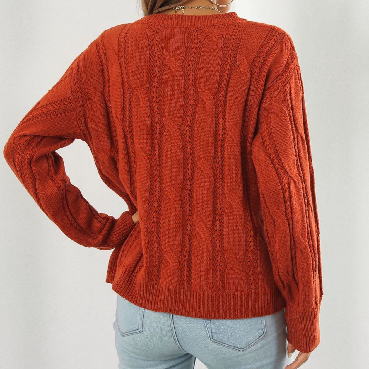 Studio Harvyn | Women – Structured Knitted Jumper - Cable Design