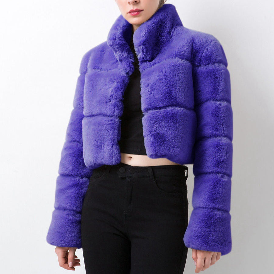 Studio Harvyn | Women - Fashionable Short Jacket - Faux Fur