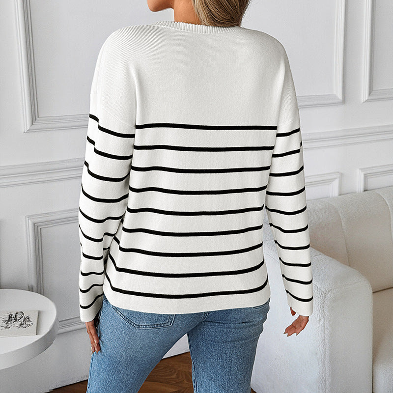 Studio Harvyn | Women - Knitted V-Neck Jumper - Striped Pattern