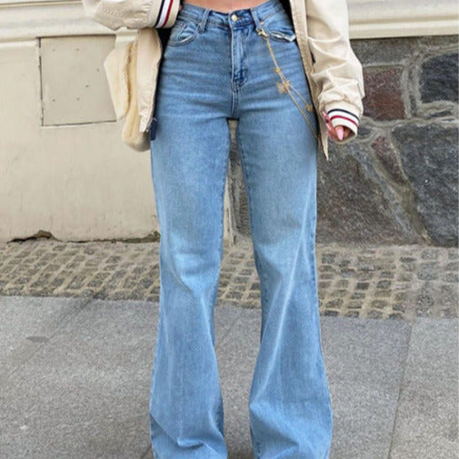 Studio Harvyn | Women – Flared Denim Jeans - Mid Waist