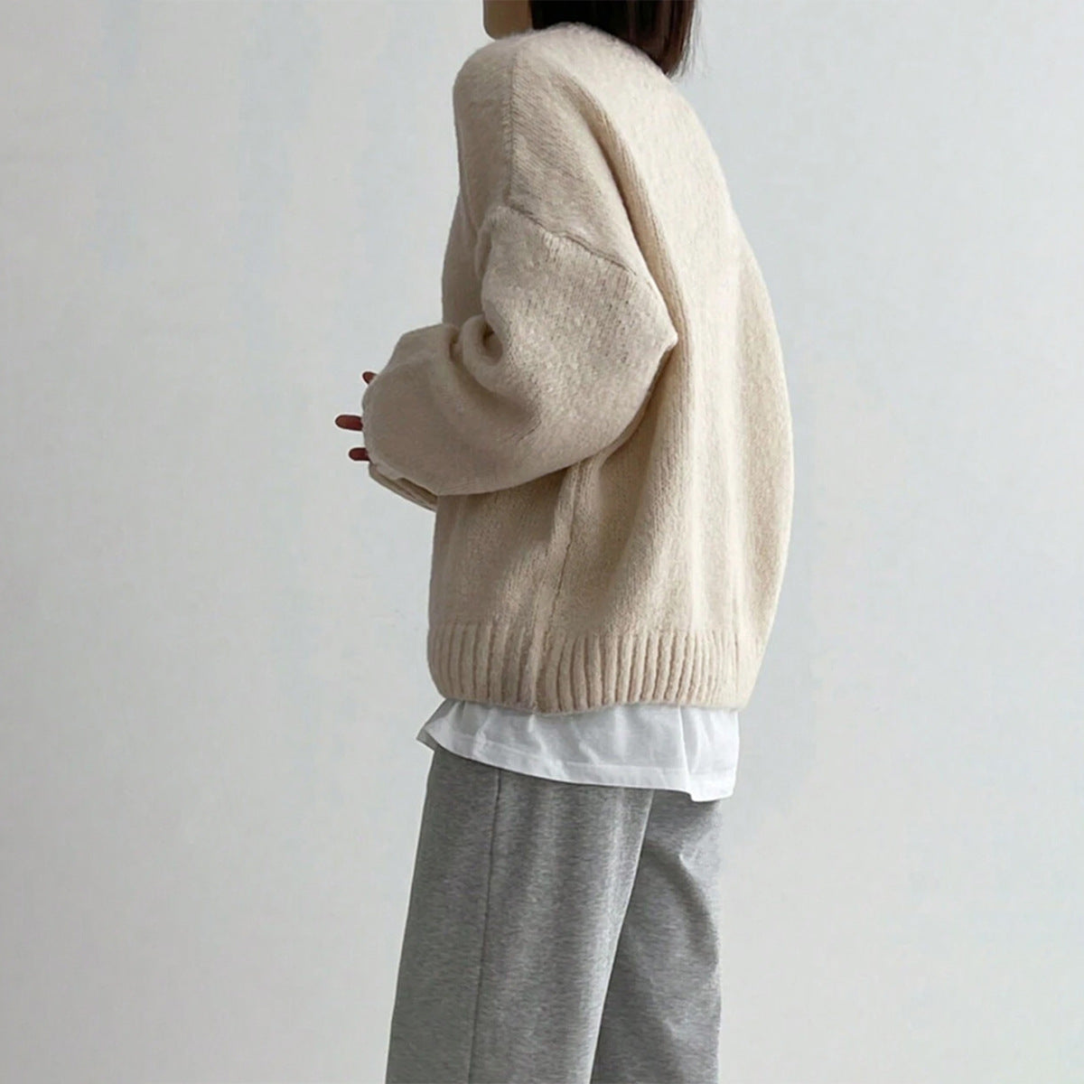 Studio Harvyn | Women – Oversized Knit Jumper - Crew Neck Style