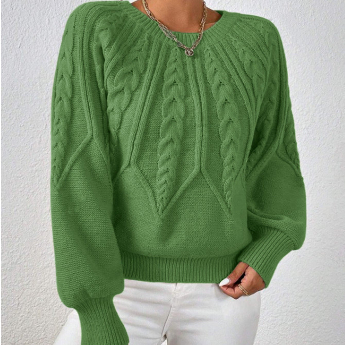 Studio Harvyn | Women - Cable Pattern Knitted Jumper - Wide Cut