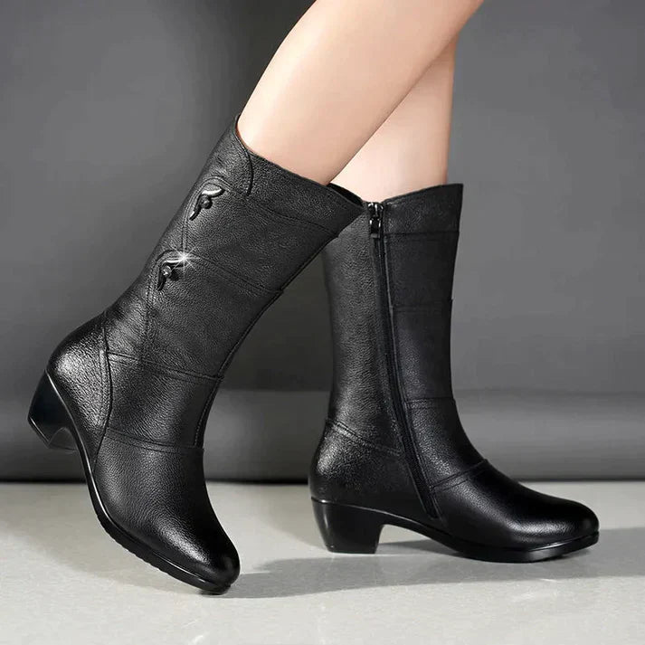 Studio Harvyn | Women – Black Winter Boots - Warm & Cosy