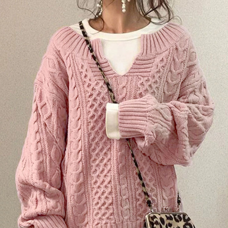 Studio Harvyn | Women - Cable Knit V-Neck Jumper - Oversized Comfort