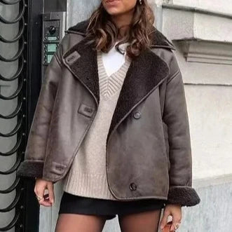 Studio Harvyn | Women – Leather Winter Jacket - Plush Lining & Wide Collar