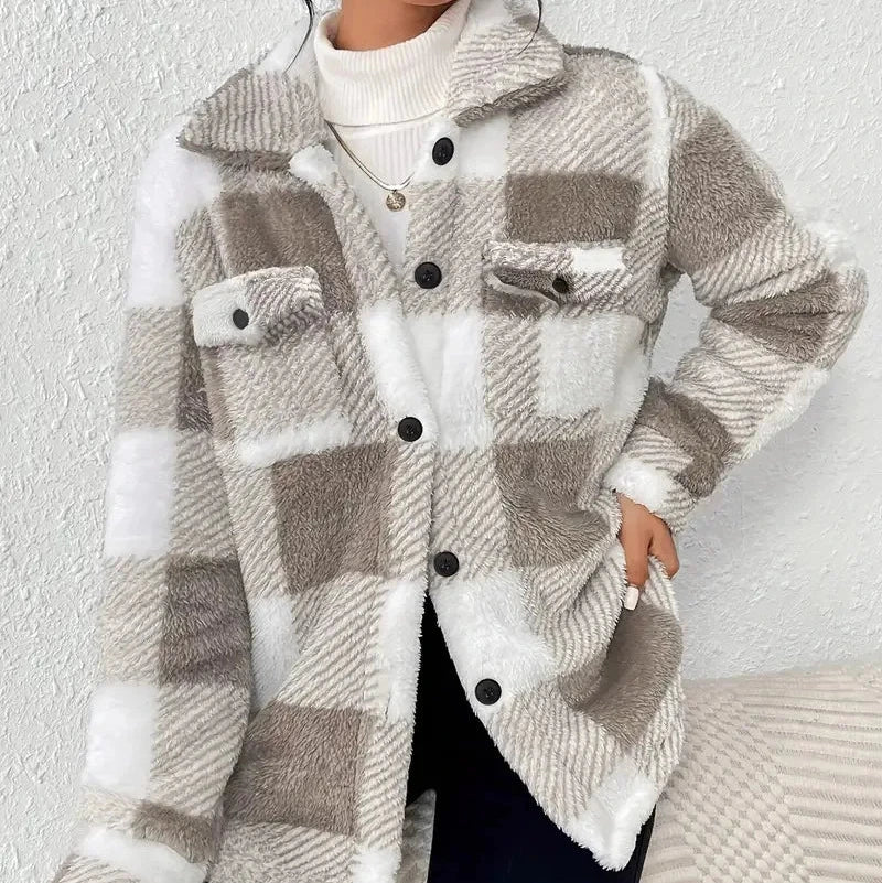Studio Harvyn | Women - Checkered Fleece Jacket - Cozy & Warm