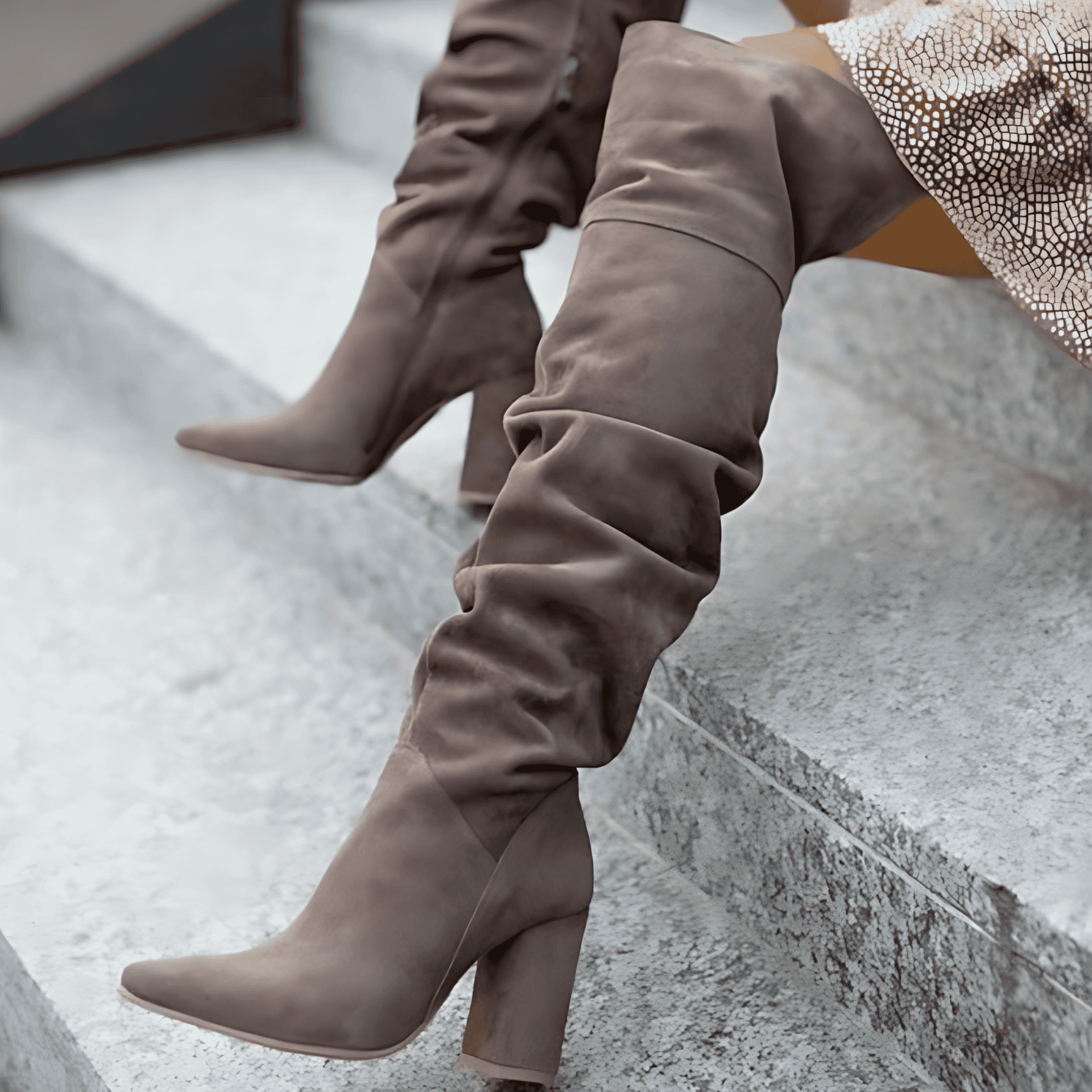 Studio Harvyn | Women - Knee-High Slouch Boots - High Block Heel