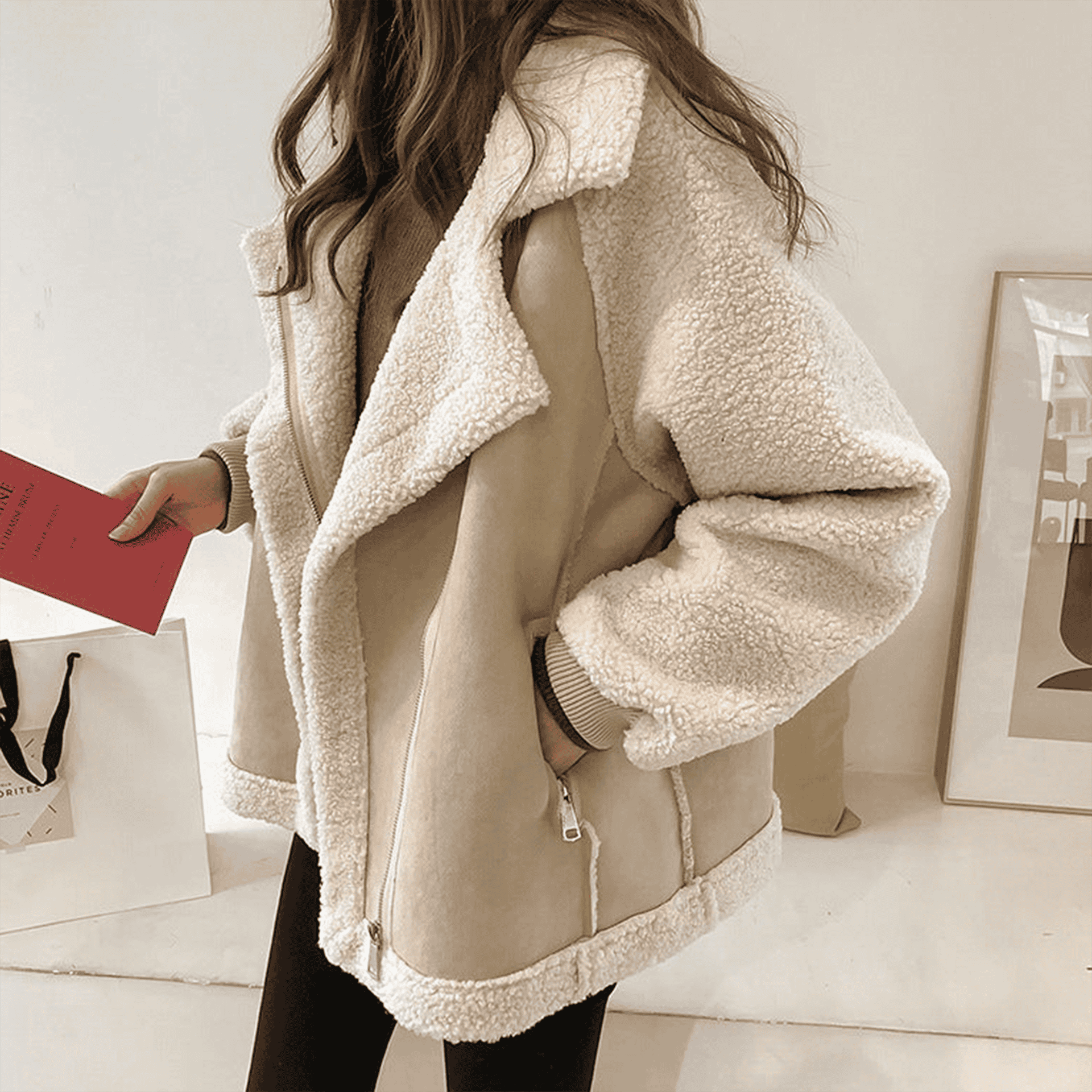 Studio Harvyn | Women - Oversized Soft Faux Shearling Coat