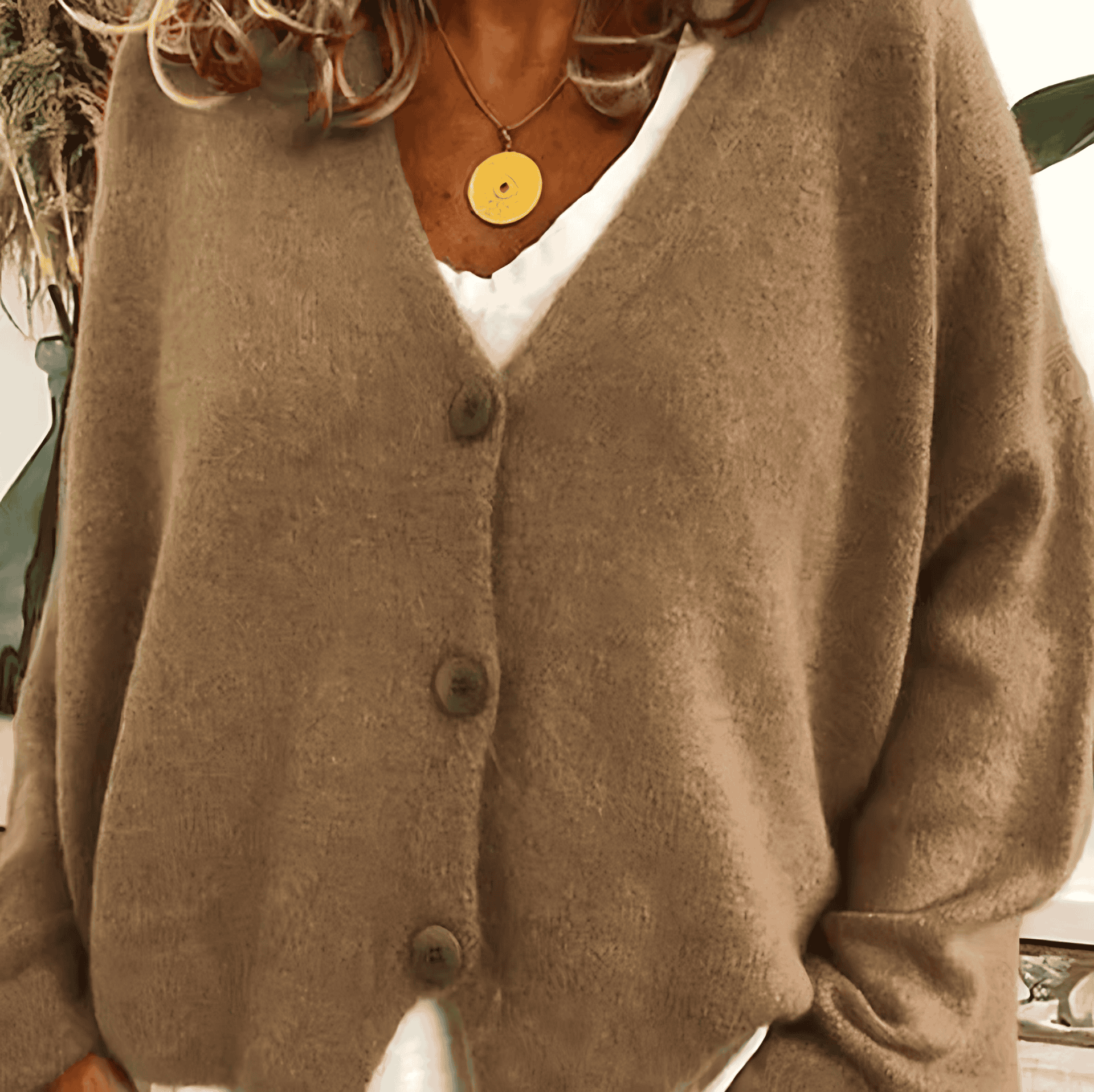 Studio Harvyn | Women - V-Neck Cardigan - Button Front