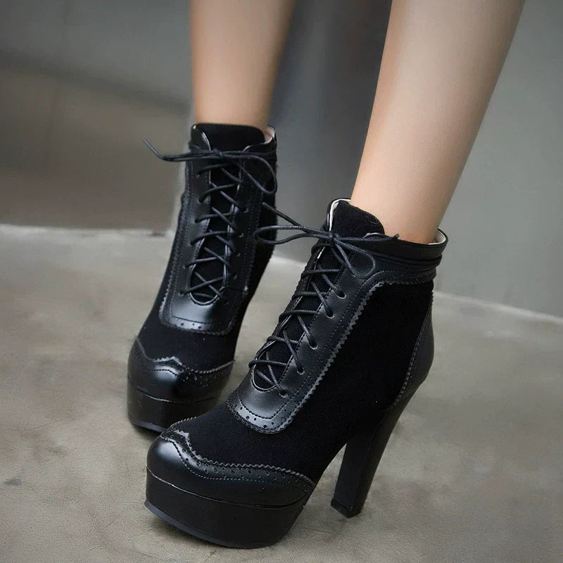 Studio Harvyn | Women - Suede Wingtip Brogue Ankle Boots - Chunky Heel