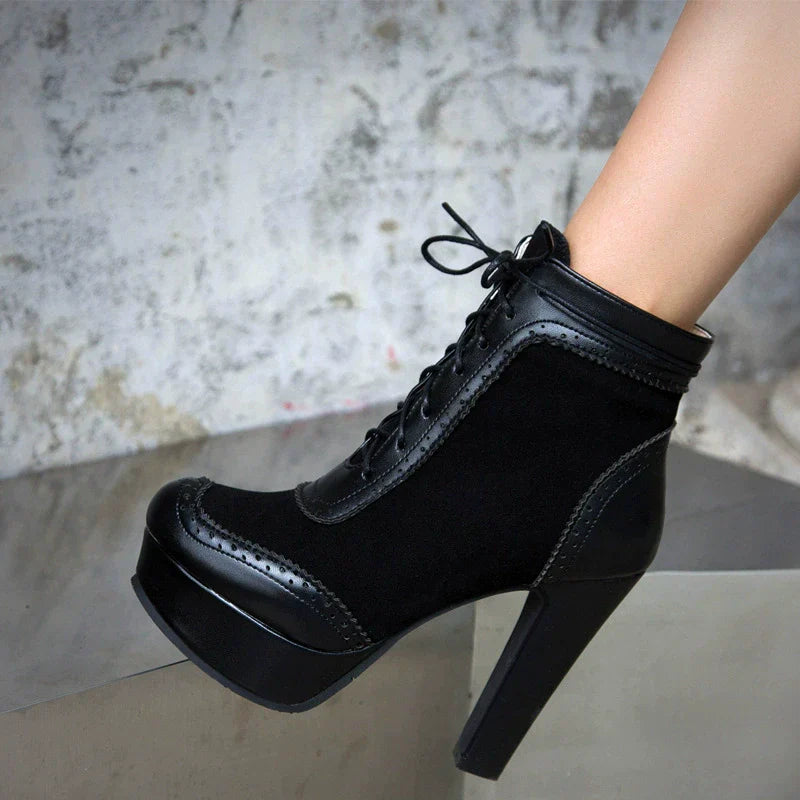 Studio Harvyn | Women - Suede Wingtip Brogue Ankle Boots - Chunky Heel