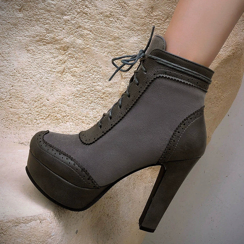 Studio Harvyn | Women - Suede Wingtip Brogue Ankle Boots - Chunky Heel