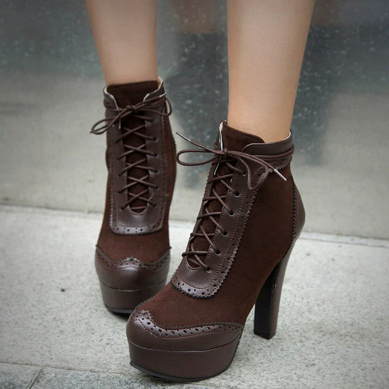 Studio Harvyn | Women - Suede Wingtip Brogue Ankle Boots - Chunky Heel