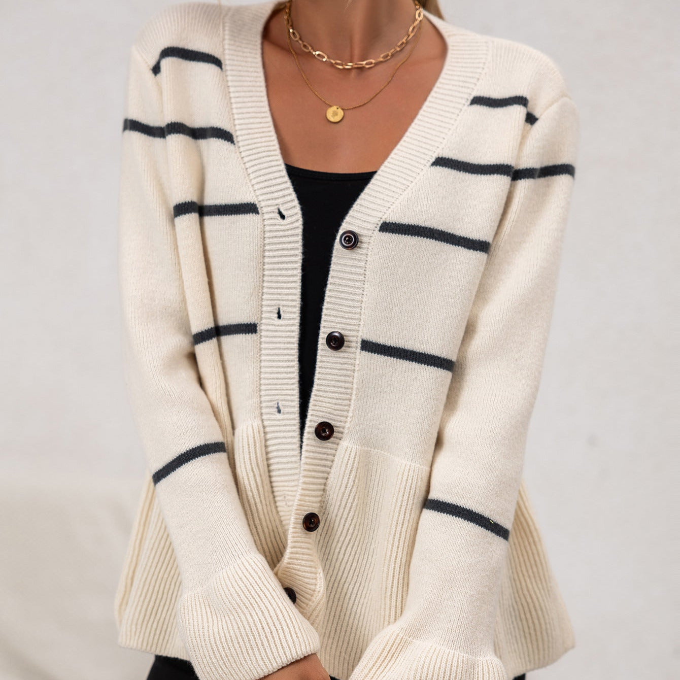 Studio Harvyn | Women - V-Neck Loose Fit Cardigan with Peplum Hem