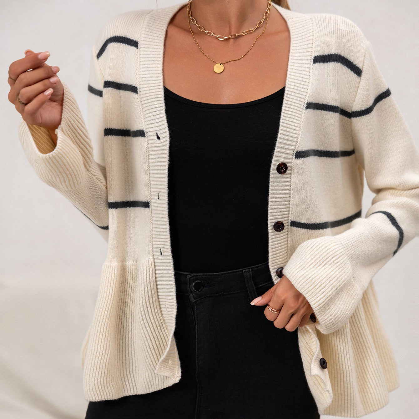 Studio Harvyn | Women - V-Neck Loose Fit Cardigan with Peplum Hem