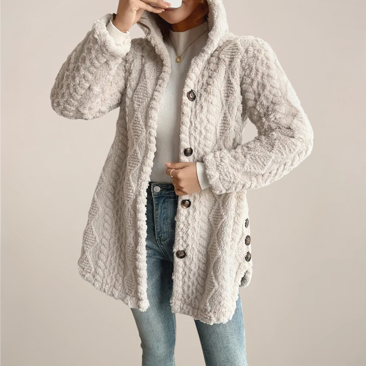 Studio Harvyn  Women - Hooded Jacquard Plush Coat - Cosy Cardigan