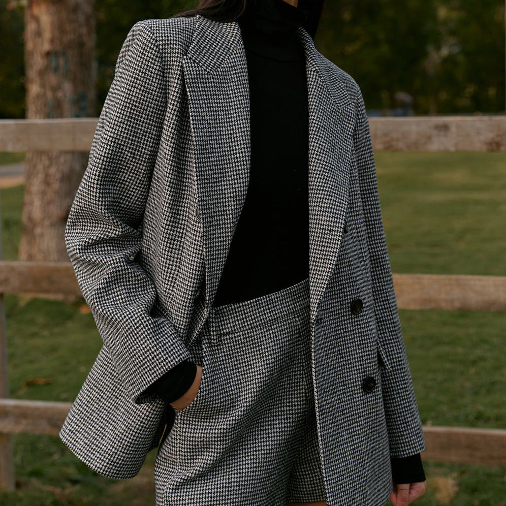 Studio Harvyn | Women - Double-Breasted Tweed Blazer - Houndstooth pattern