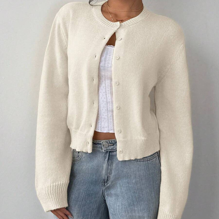 Studio Harvyn | Women - Soft Cropped Cardigan - Casual Style