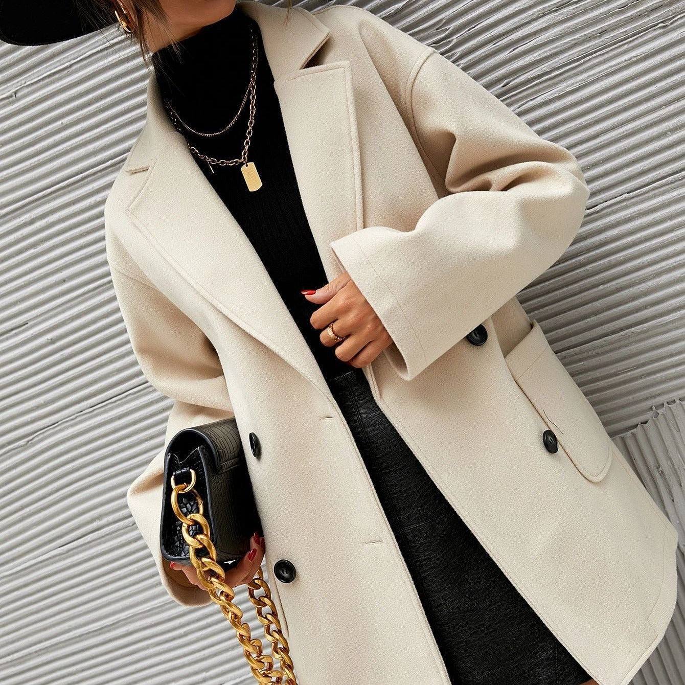 Studio Harvyn | Women - Relaxed Fit Wool Coat - Double-Breasted