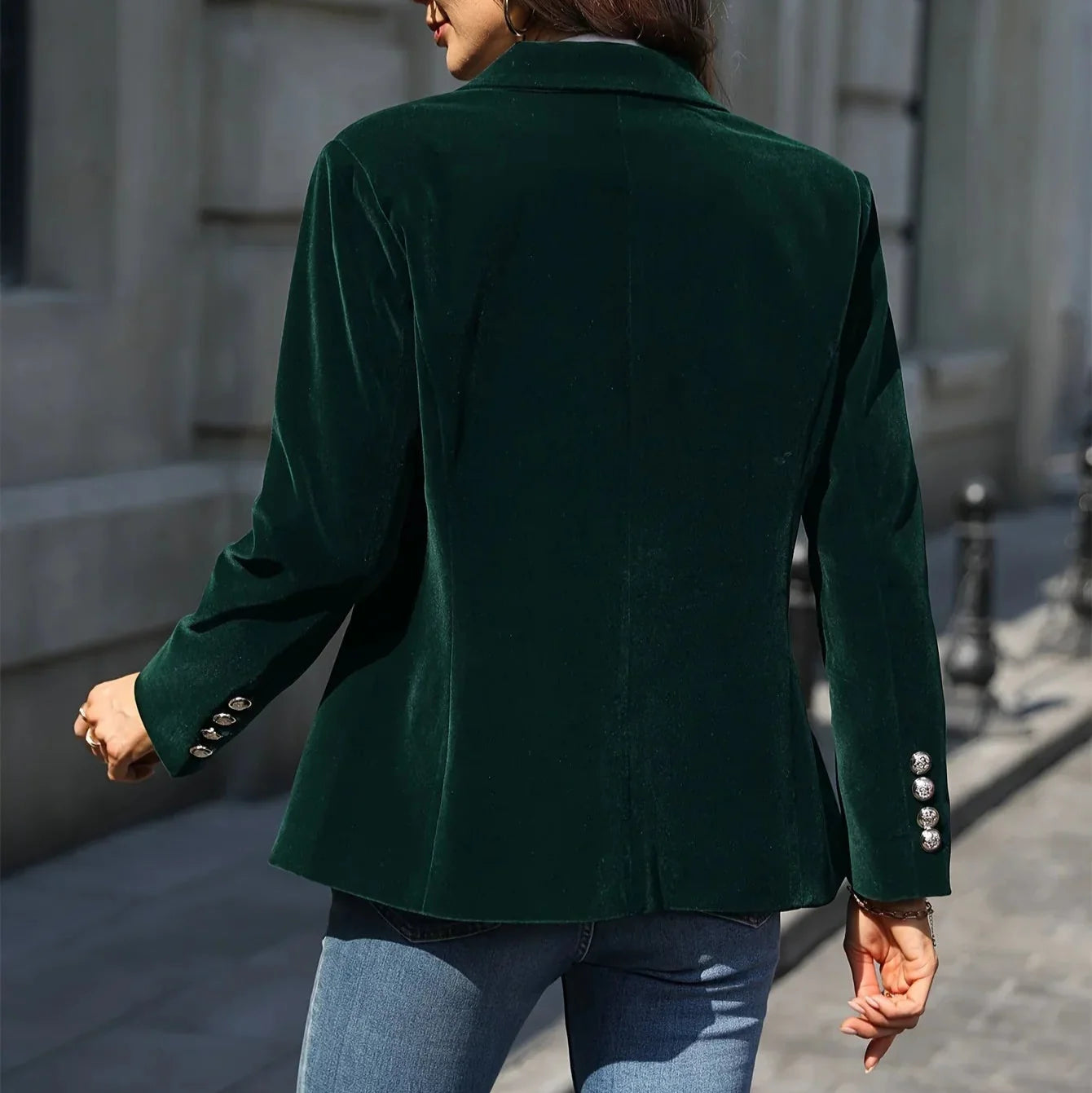 Studio Harvyn | Women - Velvet Blazer - Gold Button Details