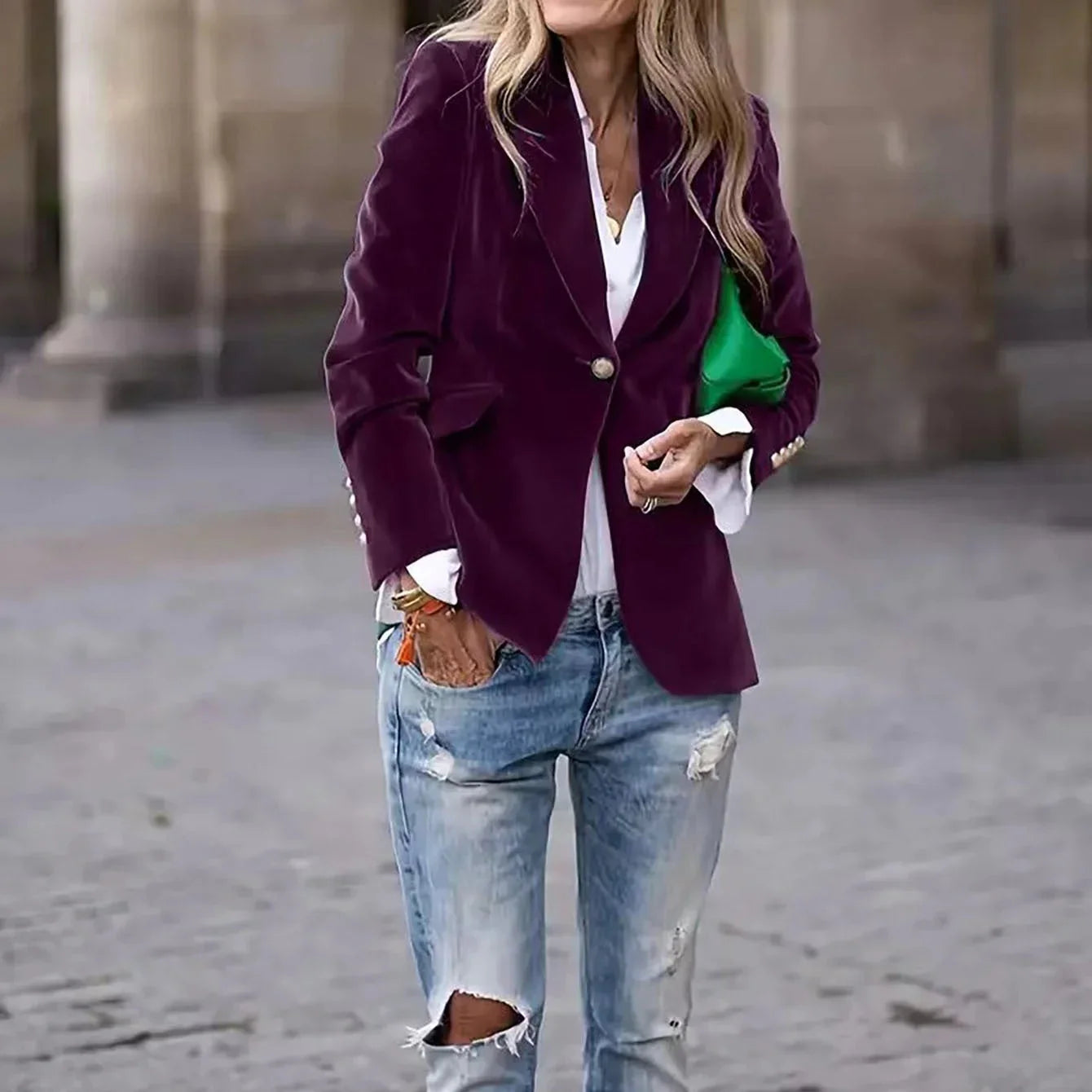 Studio Harvyn | Women - Velvet Blazer - Gold Button Details