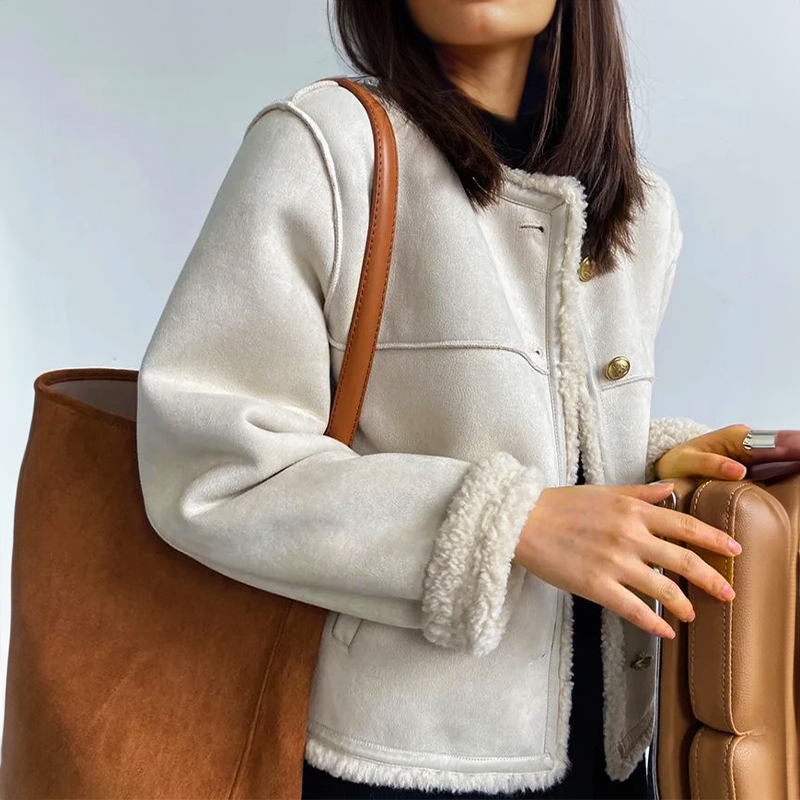 Studio Harvyn | Women – Cosy Vintage Suede Jacket - Stylish Fit